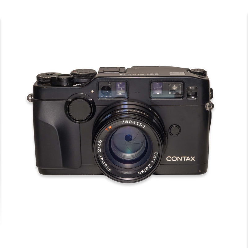 Contax G2 + Planar 45mm f/2