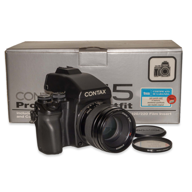 Contax 645 AF + Planar 80mm f/2