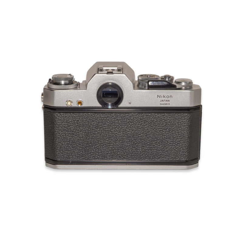 Nikomat EL + 50mm f/1.4