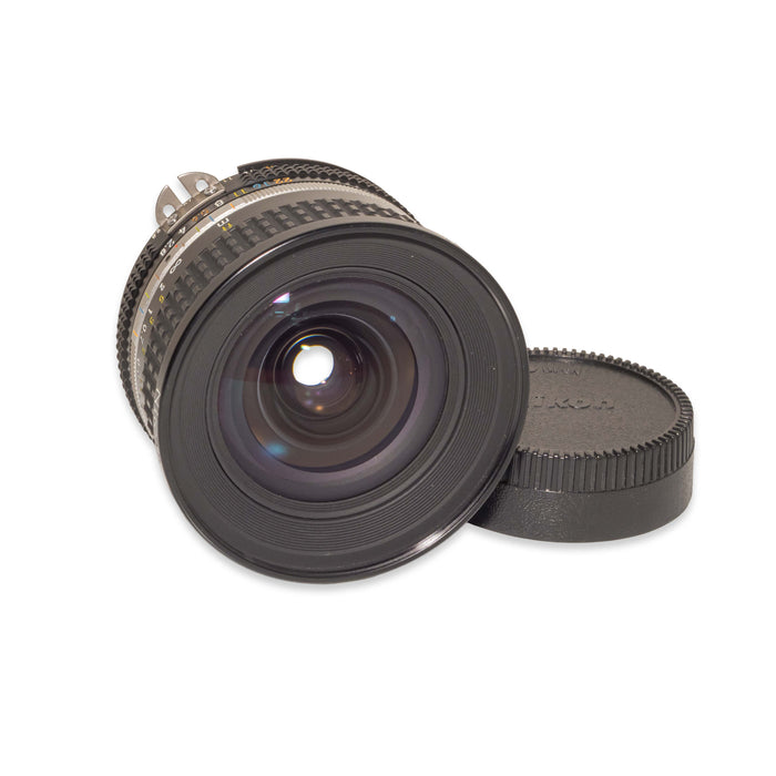Nikon AI-S NIKKOR 20mm f/2.8