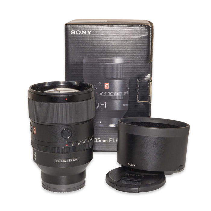 Sony FE 135mm f/1.8 GM