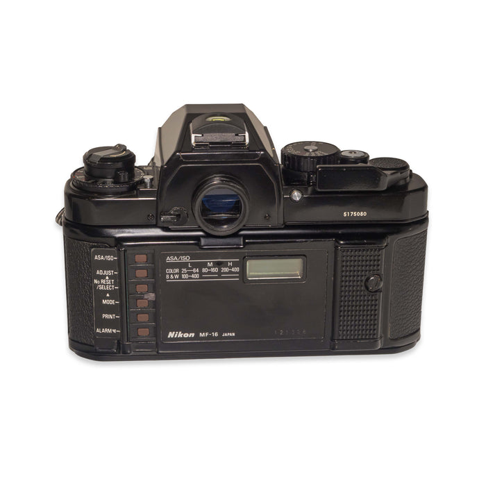 Nikon FA + Nikkor 35-70mm F/3.3-4.5