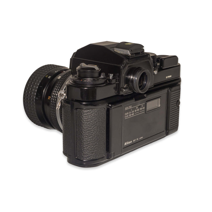 Nikon FA + Nikkor 35-70mm F/3.3-4.5