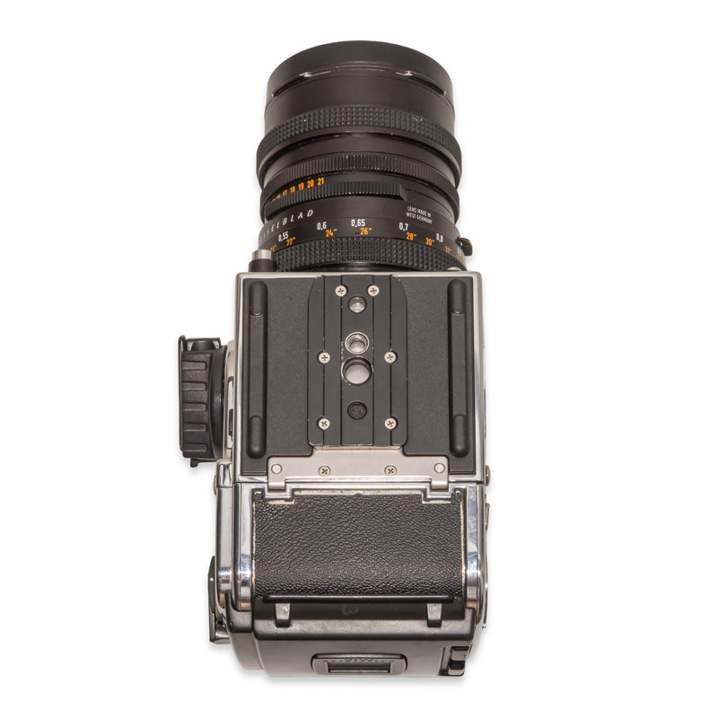 Hasselblad 501CM + Distagon 50mm f/4 T* CF