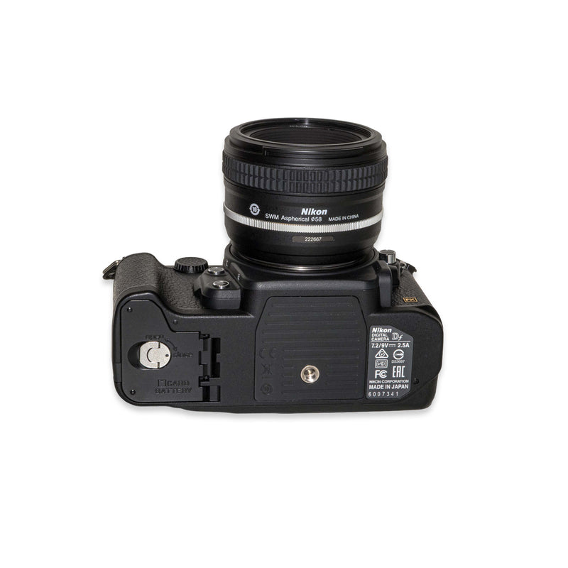 Nikon DF + AF-S NIkkor 50mm f/1.8 G special edition