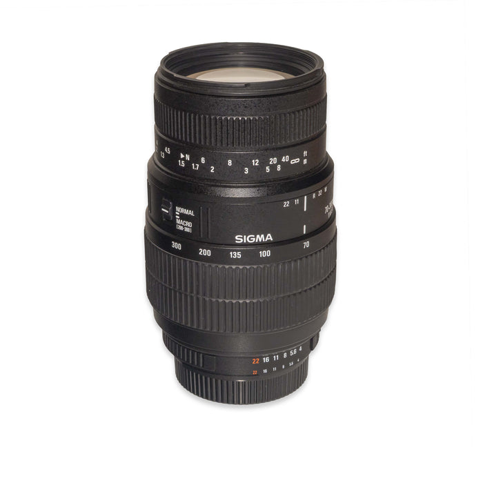 Sigma 70-300mm f/4-5.6 Macro per Nikon AF