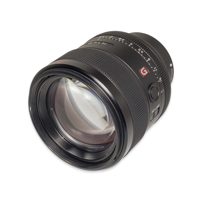 Sony FE 85mm f/1.4 GM