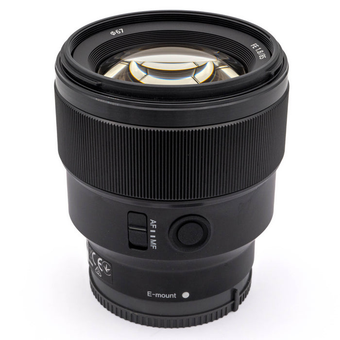 Sony FE 85mm f/1.8