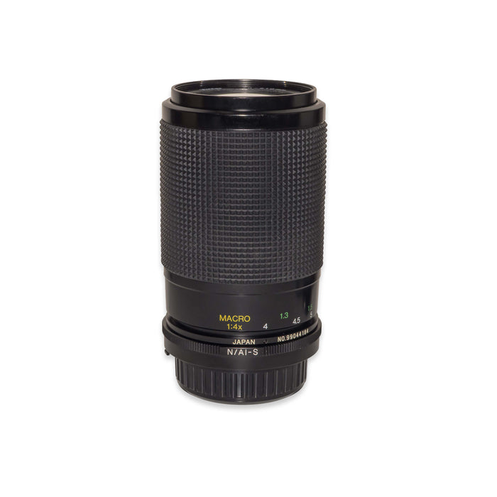 Vivitar 70-210mm f/4.5-5.6 Macro Focusing Zoom