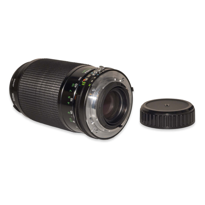 Vivitar 70-210mm f/4.5-5.6 Macro Focusing Zoom