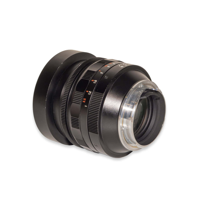 Voigtlander Nokton 50mm f/1.1 per Leica M