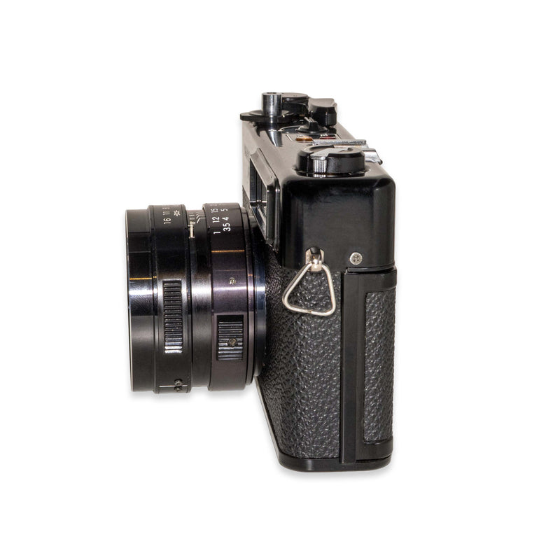 Yashica MG-1