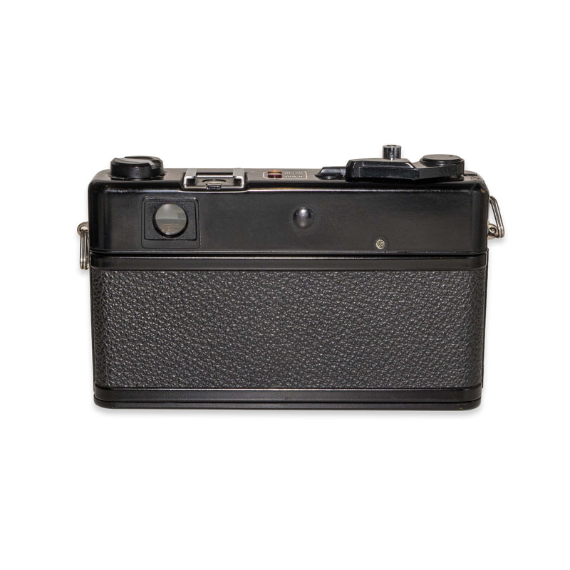 Yashica MG-1