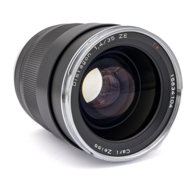 Zeiss ZE Distagon T* 35mm f/1.4 per Canon EF