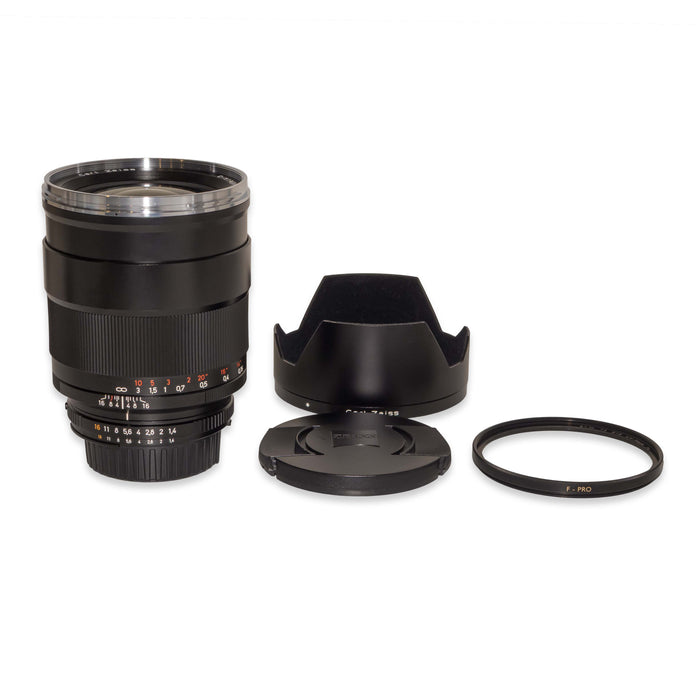 Zeiss ZF.2 Distagon T* 35mm f/1.4 per Nikon F