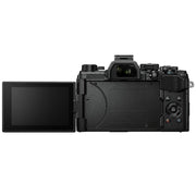 OM System OM-5 + Olympus M.Zuiko Digital ED 14-150mm f/4-5.6 II, Black - Foto Ottica Cavour