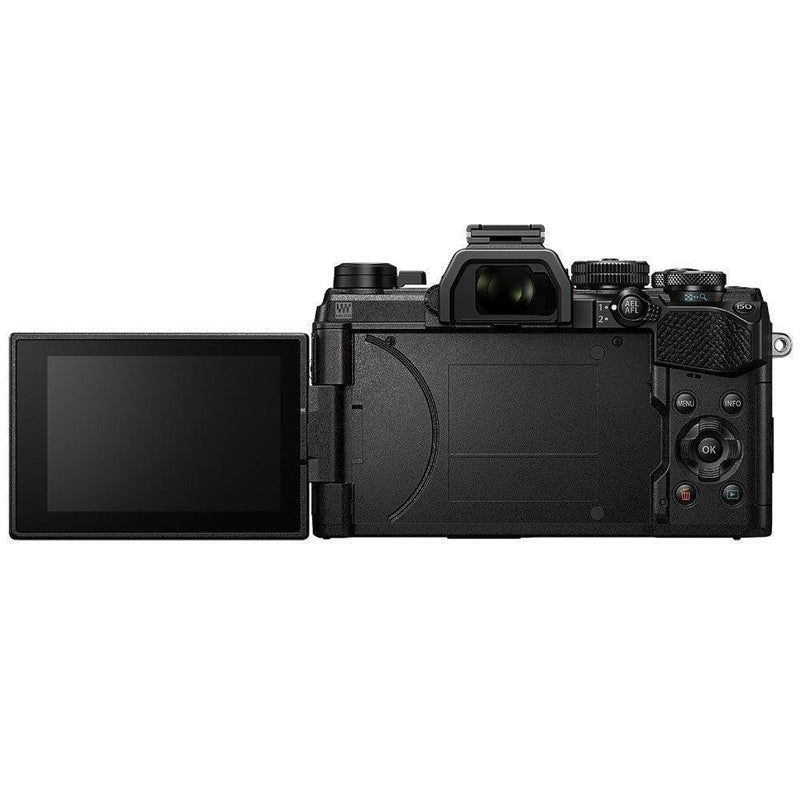 OM System OM-5 + Olympus M.Zuiko Digital ED 14-150mm f/4-5.6 II, Black - Foto Ottica Cavour