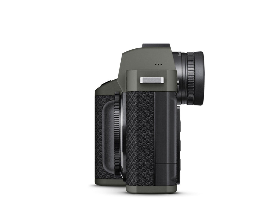 Leica SL2-S “Reporter”, Dark green paint