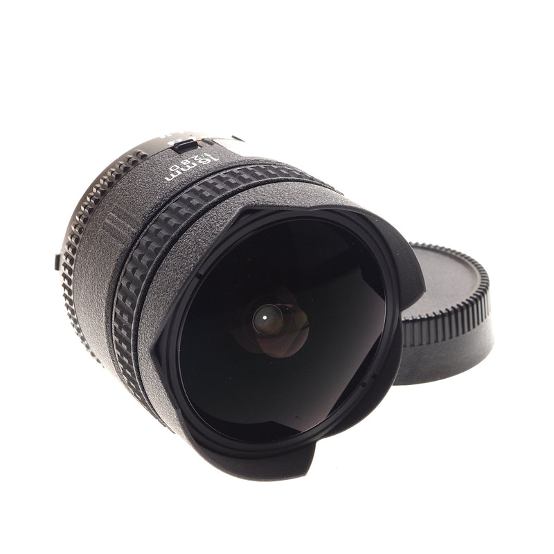16mm f/2.8 D Fisheye Nikkor AF